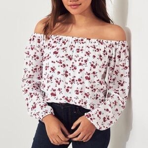Hollister women’s white/red floral flowy long sleeve blouse